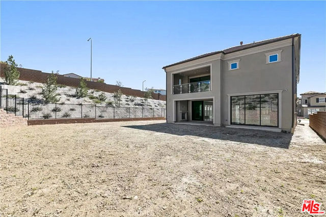 20517 W Deer Grass Court, Porter Ranch CA: https://media.crmls.org/mediaz/f72bdf76-2d65-46e9-8d6e-63f9b7098420.jpg