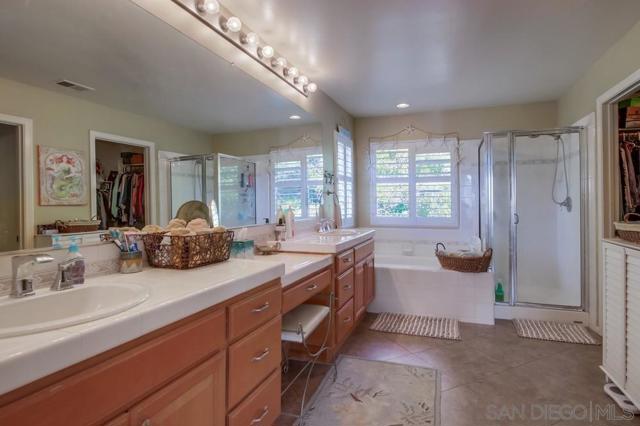 11428 Heartwood Ct, San Diego, California 92131, 5 Bedrooms Bedrooms, ,3 BathroomsBathrooms,Single Family Residence,For Sale,Heartwood Ct,250017040SD