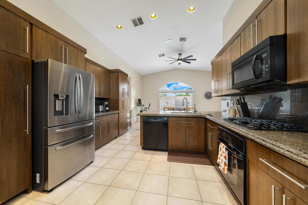 MLS #219136931PS image #18