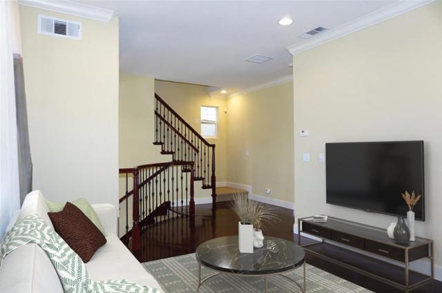 Image 8 of 35 For 1710 Salamoni Court