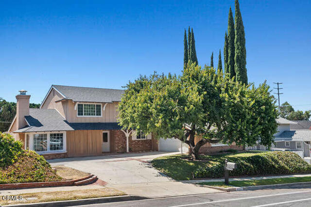 Detail Gallery Image 1 of 1 For 4024 Presidio Dr, Simi Valley,  CA 93063 - 4 Beds | 3 Baths