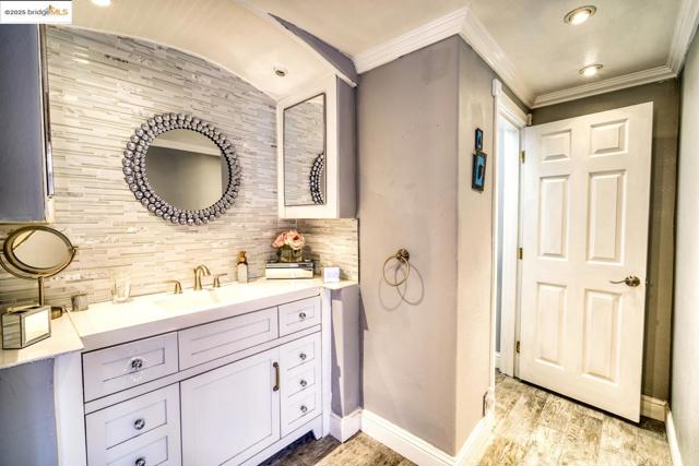 2821 Ponderosa Drive, Concord CA: https://media.crmls.org/mediaz/f72e1663-66ba-4767-9f2d-5d40853d0579.jpg
