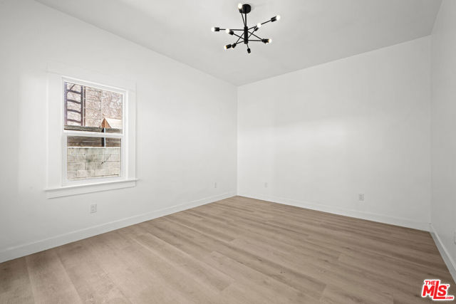 1246 North Formosa Avenue photo 9