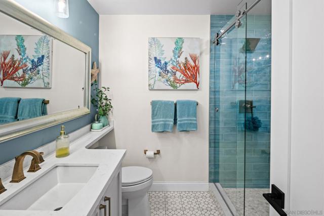 3458 Voyager Cir, San Diego CA: https://media.crmls.org/mediaz/f72f3156-a33a-4573-b874-132b5523425a.jpg