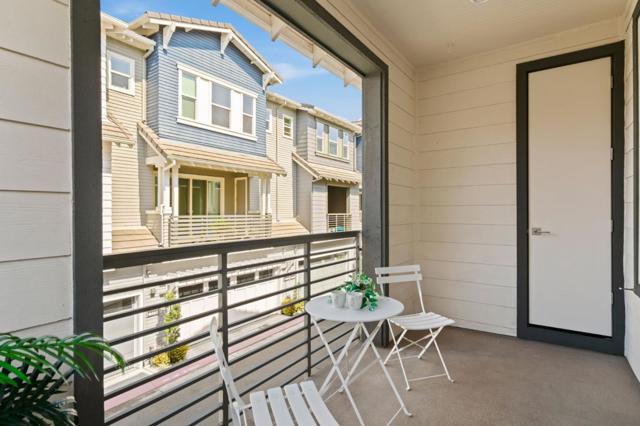 110 Hacienda Lane, Mountain View CA: https://media.crmls.org/mediaz/f72f4292-fd14-4000-a734-7ee91e89f791.jpg
