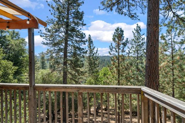 20779 Point View Drive, Groveland CA: https://media.crmls.org/mediaz/f72f52a8-d173-40b8-9392-3bb5ad5cdd75.jpg