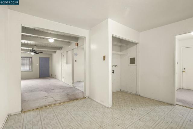 717 Payne Ct, Richmond CA: https://media.crmls.org/mediaz/f730322f-4c1a-496b-918c-03d749a4469d.jpg