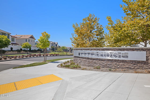 254 Hydrangea Street, Fillmore CA: https://media.crmls.org/mediaz/f730558e-abd6-47d0-8691-f192efa726a1.jpg