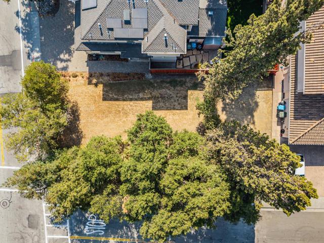 0 SW Corner of Cedar Ave & Alameda, Menlo Park CA: https://media.crmls.org/mediaz/f730a8b1-cc17-4aeb-b561-3fd87f443904.jpg