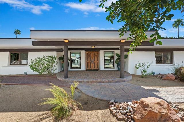 Image 4 of 72 For 73191 Shadow Mountain Drive