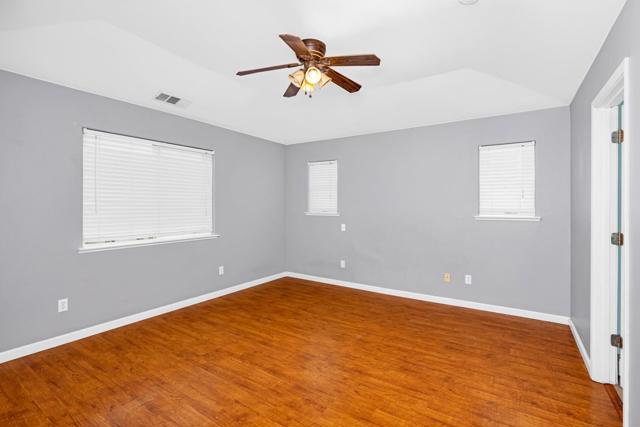 2231 Racquet Club Drive, Los Banos CA: https://media.crmls.org/mediaz/f732b32e-c860-40ab-9637-7e913ab43360.jpg