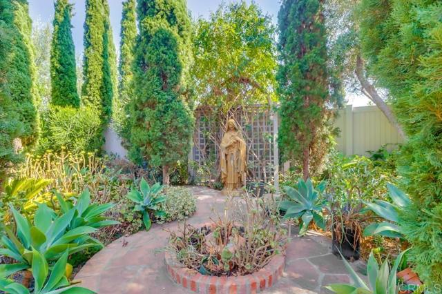 Detail Gallery Image 65 of 73 For 3014 Xenophon St, Point Loma,  CA 92106 - 5 Beds | 3 Baths