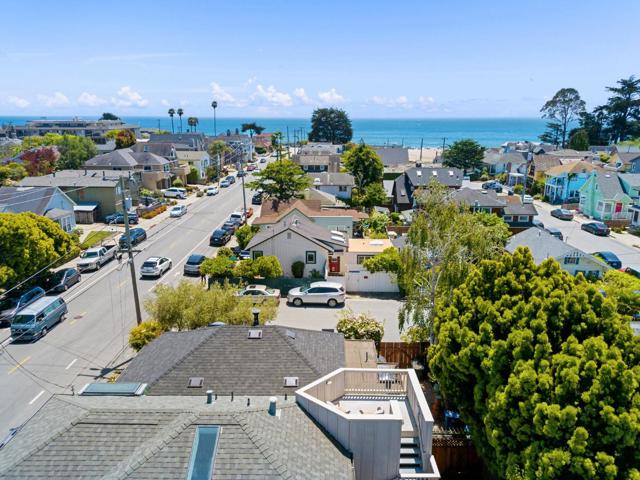 407 Seabright Avenue, Santa Cruz CA: https://media.crmls.org/mediaz/f733e88b-8c84-4002-acc9-ac0651c8aab1.jpg