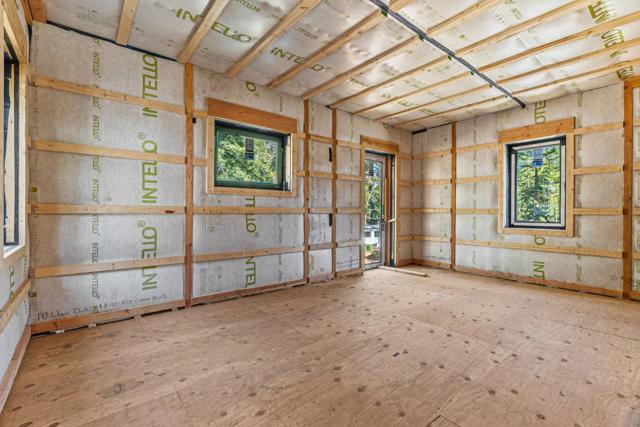 701 Pinecrest Drive, Boulder Creek CA: https://media.crmls.org/mediaz/f733efec-004c-4df7-849e-05aa8f859343.jpg