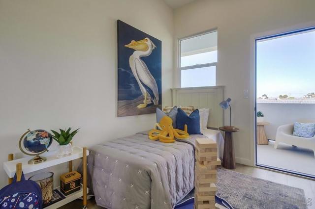 4607 Santa Cruz, San Diego CA: https://media.crmls.org/mediaz/f7344c93-89a6-4e18-927e-ee7541c76d79.jpg