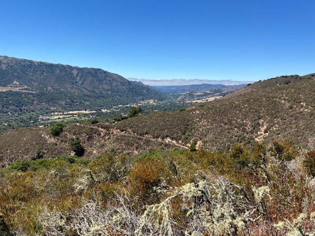 0 Country Club Heights, Carmel Valley CA: https://media.crmls.org/mediaz/f7345230-df53-4170-aff5-24bc49e95cb7.jpg