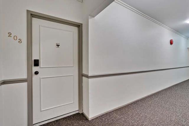 425 N El Camino Real, San Mateo CA: https://media.crmls.org/mediaz/f735c5eb-a3f4-4a58-8461-ed33ad0920cb.jpg