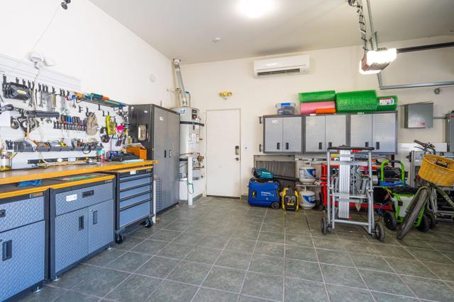 65-web-or-mls-DT_Reina_OPMG_0923_065