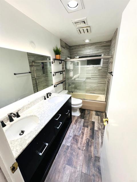 Detail Gallery Image 33 of 40 For 3943 Ingraham St, San Diego,  CA 92109 - – Beds | – Baths