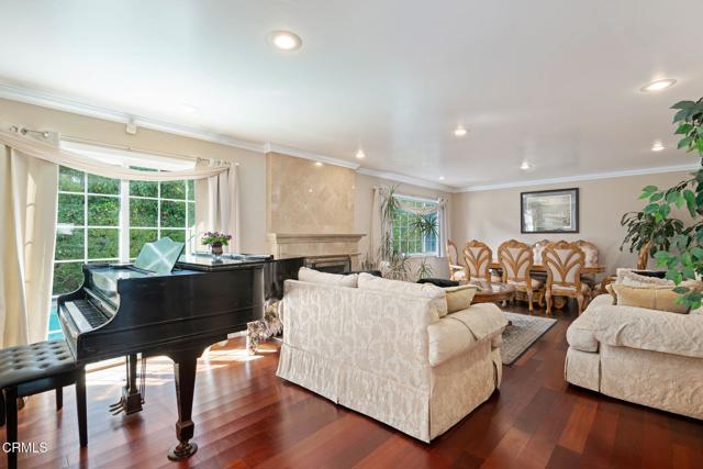 Detail Gallery Image 4 of 29 For 6555 Camino Venturoso, Goleta,  CA 93117 - 5 Beds | 3 Baths