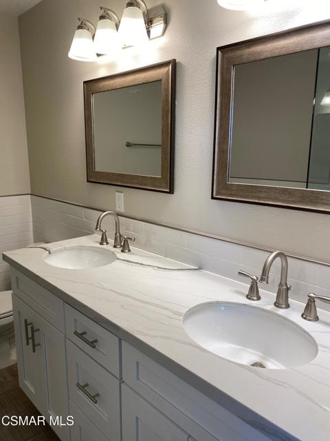 2979 Amarillo Avenue, Simi Valley CA: https://media.crmls.org/mediaz/f7367724-de29-456b-8eb6-a550f871c98e.jpg