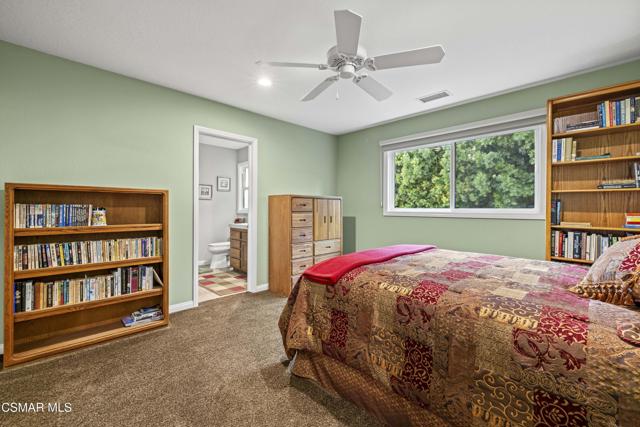 554 Lone Oak Drive, Thousand Oaks CA: https://media.crmls.org/mediaz/f73680ff-9128-48af-82c4-9b39dd8db3aa.jpg