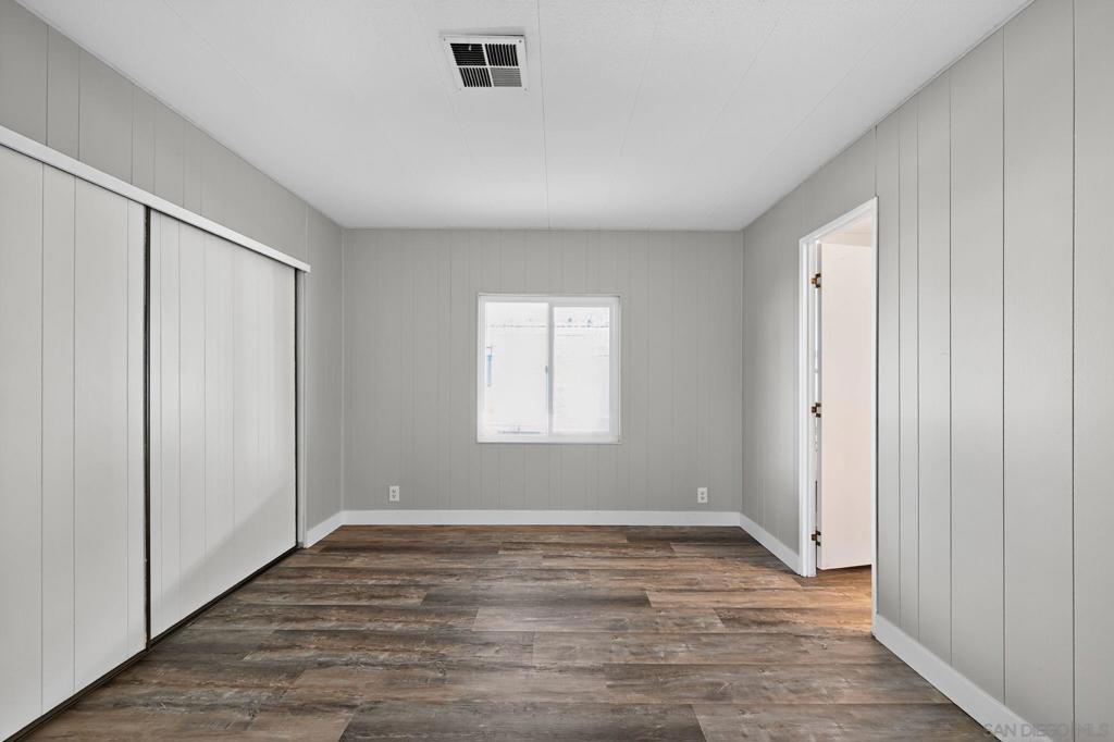 MLS #250043107SD image #11