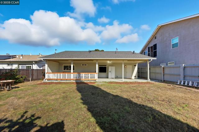 4108 Irene Dr, Martinez CA: https://media.crmls.org/mediaz/f7379bc6-12b9-47ed-a6a0-6f9e6311ad9f.jpg