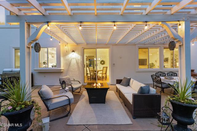 3306 Rising Star Avenue, Simi Valley CA: https://media.crmls.org/mediaz/f7383697-3fd6-4af3-8c68-3bb0b824e3f4.jpg