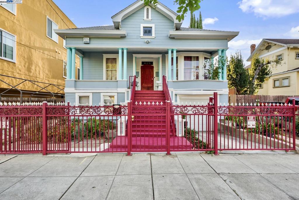 825 N SAN JOAQUIN STREET