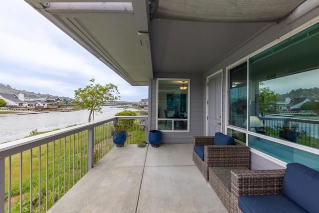 100 Lucky Drive, Corte Madera CA: https://media.crmls.org/mediaz/f73a37e5-24ce-42e6-8d19-c222858bd627.jpg