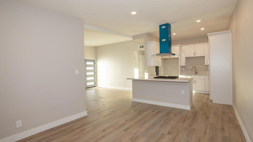 MLS #219138225DA image #2