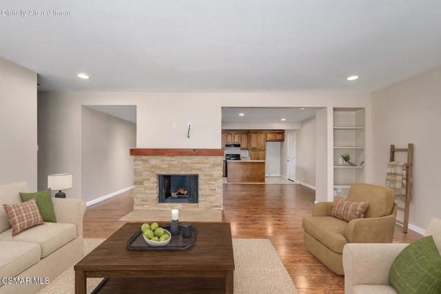 560 Randy Drive, Newbury Park CA: https://media.crmls.org/mediaz/f73a6772-7f2d-4245-9bff-8bb9e73f2cfe.jpg