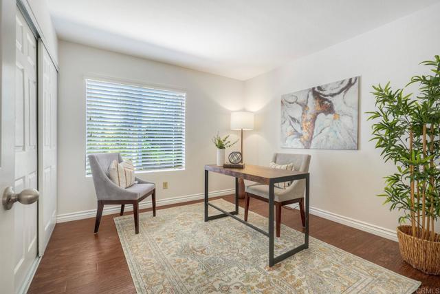 Detail Gallery Image 11 of 39 For 3369 Tournament Dr, Oceanside,  CA 92056 - 5 Beds | 3 Baths