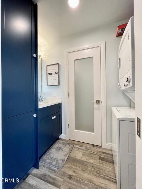 Detail Gallery Image 4 of 39 For 343 E Surfside Dr, Port Hueneme,  CA 93041 - 2 Beds | 2 Baths