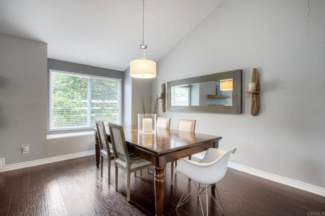 Detail Gallery Image 7 of 45 For 1207 Branding Iron Cir, Vista,  CA 92081 - 4 Beds | 3 Baths