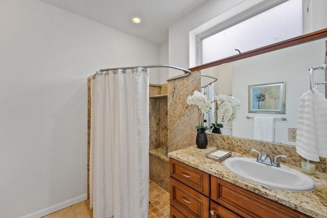 350 Windsong Way, Watsonville CA: https://media.crmls.org/mediaz/f73d0dc6-1bc0-4f01-a7f9-b9bb64206982.jpg