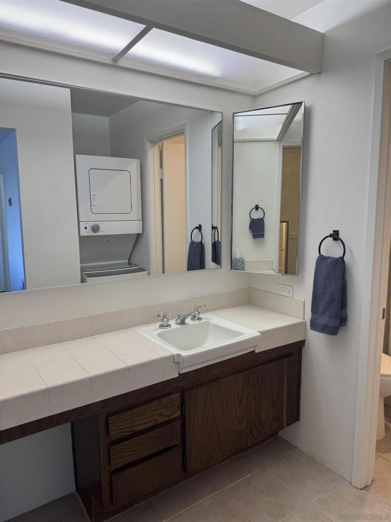 MLS #250043113SD image #8