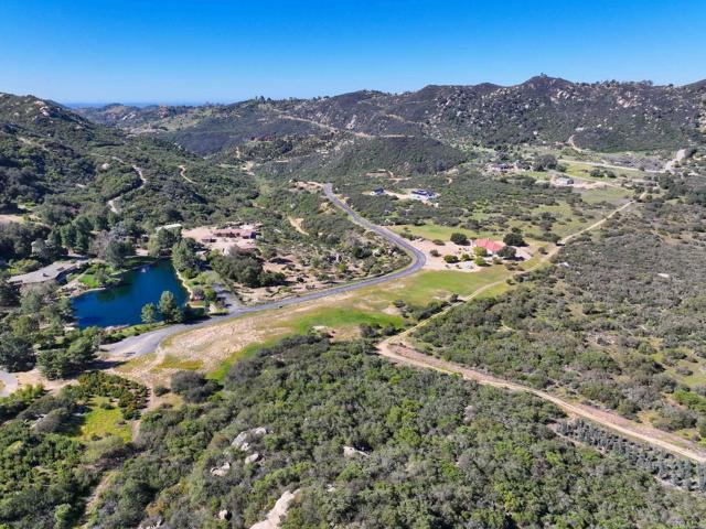 Detail Gallery Image 40 of 60 For 10204 Mount Olympus Valley Rd Rd, Fallbrook,  CA 92028 - 3 Beds | 2/1 Baths