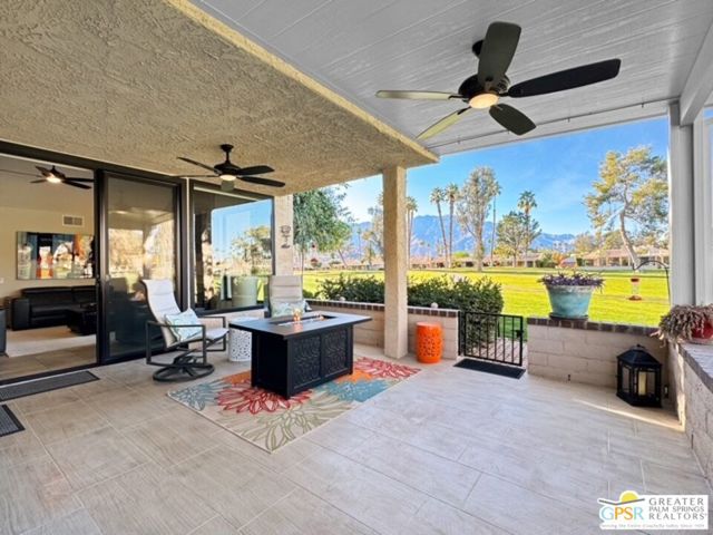 35657 Calle Montigo, Cathedral City CA: https://media.crmls.org/mediaz/f73f9e60-e6b7-4d02-9d0b-b870ea60597d.jpg