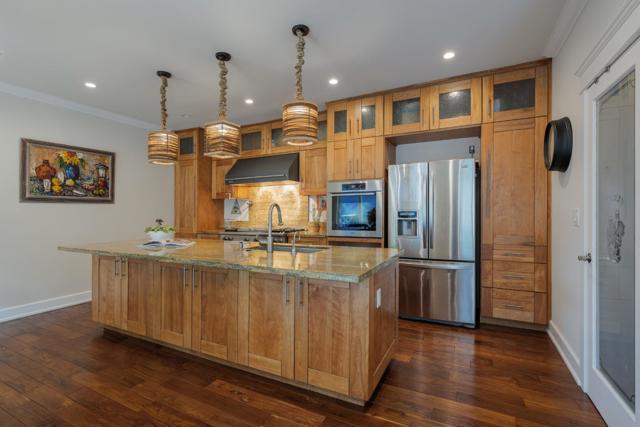 643 Channing Avenue, Palo Alto CA: https://media.crmls.org/mediaz/f7407b0f-319e-492f-96fe-1d2f63d2c917.jpg