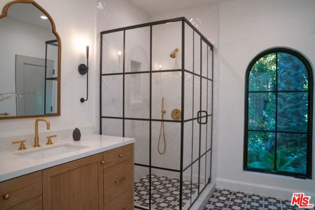 Image 15 of 20 For 6217 Maryland Drive