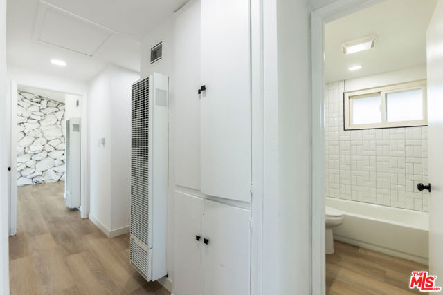424 Markton Street, Los Angeles CA: https://media.crmls.org/mediaz/f741ed49-5079-44c6-9c2b-25f20409b8cc.jpg