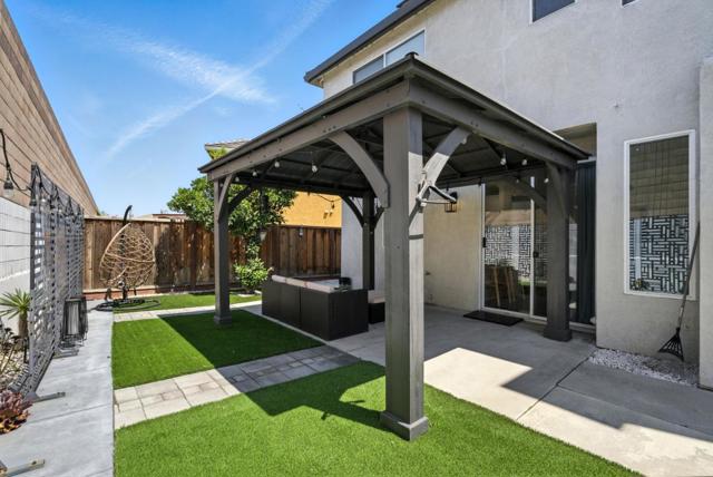 3665 Ivy Canyon Court, San Jose CA: https://media.crmls.org/mediaz/f741f749-8a6f-4d42-bf56-0c3f5e2e408d.jpg