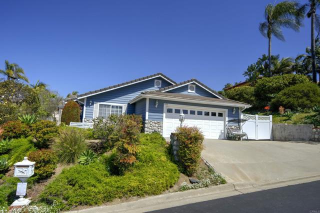 Detail Gallery Image 1 of 1 For 223 Presley Place, Vista,  CA 92083 - 3 Beds | 2/1 Baths