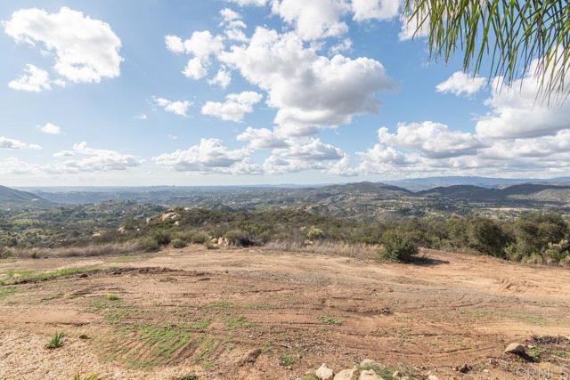 Detail Gallery Image 51 of 66 For 1810 via Ladera, Fallbrook,  CA 92028 - 3 Beds | 2/1 Baths