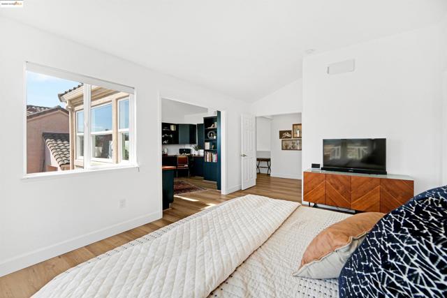 153 Camino Del Sol, Vallejo CA: https://media.crmls.org/mediaz/f742495e-4893-48ac-bb7c-394e8b7d109c.jpg