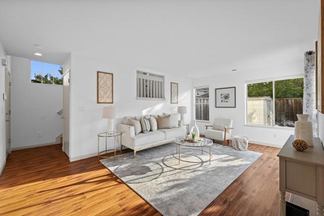 9082 Spencer Court, Gilroy CA: https://media.crmls.org/mediaz/f7425b69-c0ad-4e4a-b459-0c9302c06e11.jpg