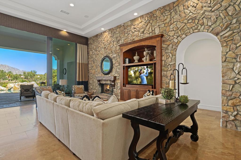 MLS #219138516DA image #15