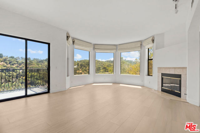 3665 ALTA MESA Drive photo 23